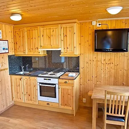 Spacious 6-person In Kinsarvik 3* Lofthus